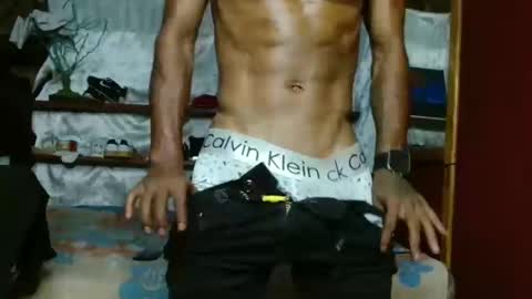 My loves Collaborate with me with my content for sale it helps me a lot online show from 01.13.26