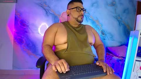 Snapshot of jacoob_woods chatting on 03.03.26 daddy sir master bear online show from 03.03.26
