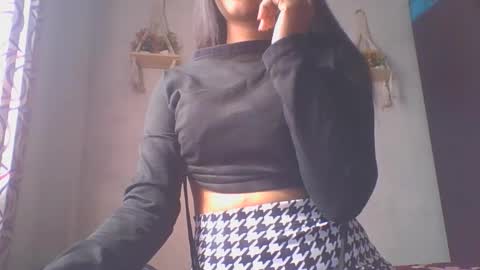 jacqueline_fernandez online show from 01.28.25