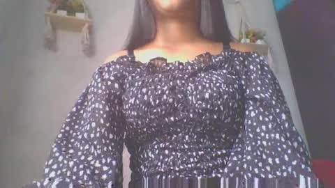 jacqueline_fernandez online show from 03.08.25