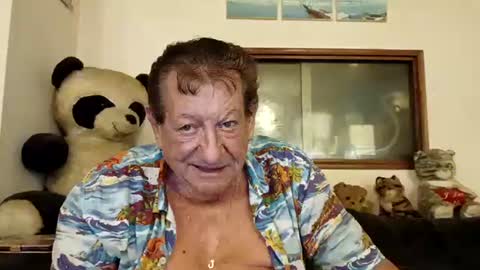 Snapshot of jacques_de_france chatting on 06.19.26 Jacques online show from 06.19.26