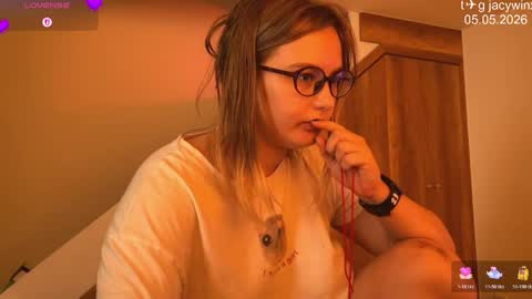 Snapshot of jacywinslat chatting on 05.05.26 jacywinslat online show from 05.05.26