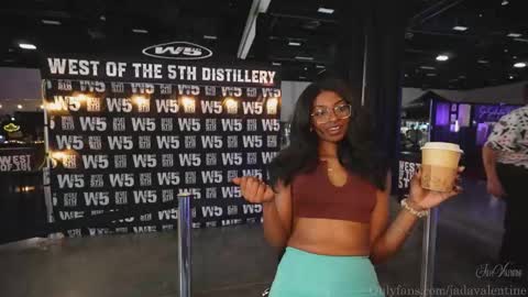 Jada online show from 11.08.25