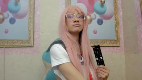 Snapshot of jadde_greyy_ chatting on 12.17.25 Jadde Greyy online show from 12.17.25