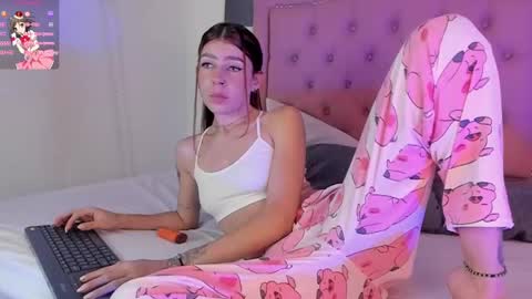 Jade  online show from 01.28.25