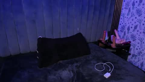 Jade online show from 12.04.25