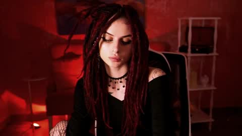 Snapshot of jade_castle chatting on 05.15.26 jade_castle online show from 05.15.26