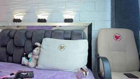  JADE  online show from 11.11.25