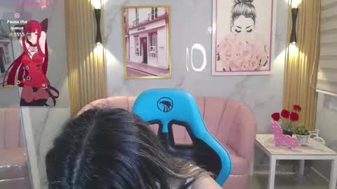 Jade  online show from 11.30.25