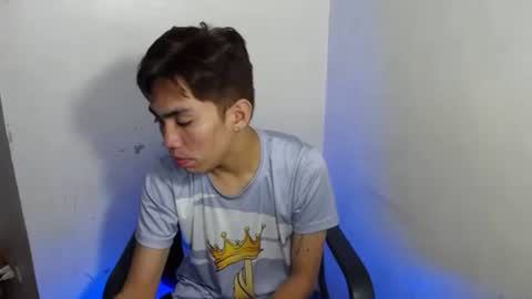 Snapshot of jade_kaizo chatting on 01.10.25 Jade online show from 01.10.25