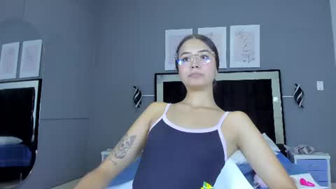Snapshot of jade_lovv chatting on 06.27.26 jade_lovv online show from 06.27.26