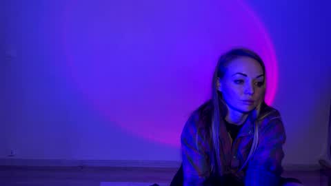 Snapshot of jadebabybloom chatting on 11.16.25 bbbloom online show from 11.16.25