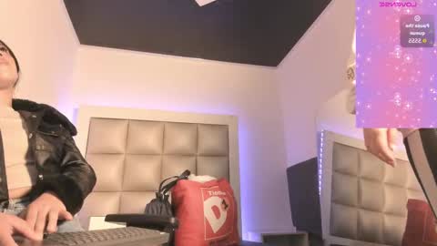 jadeestudios online show from 09.15.25