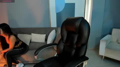 JADE EVANS online show from 02.16.25