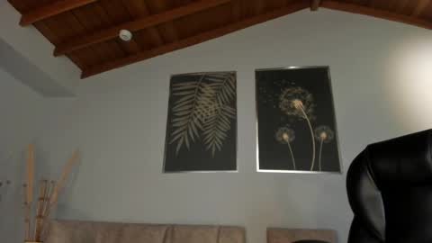 JADE EVANS online show from 03.05.25