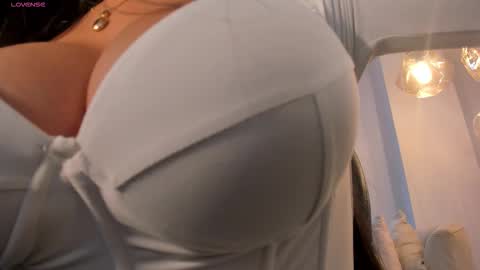 JADE EVANS online show from 02.21.26