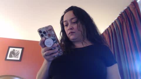 Snapshot of jadelondonxo chatting on 09.08.25 Jade online show from 09.08.25