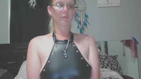 Snapshot of jadeluv chatting on 06.04.26 JadeLuv online show from 06.04.26