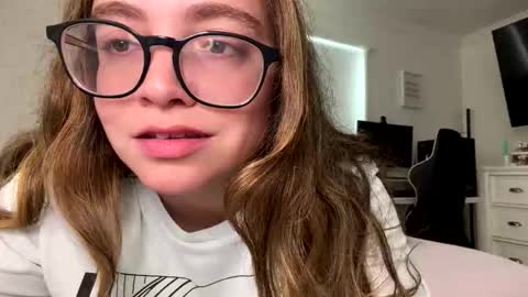 jademonroe0522 online show from 11.26.25