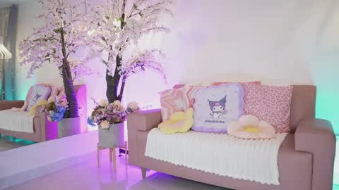 Jade Summer online show from 09.11.25