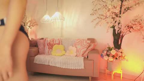 Jade Summer online show from 11.07.25