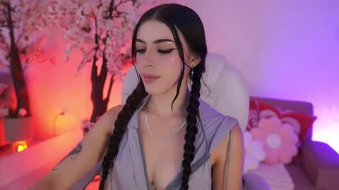 Snapshot of jadesummerr chatting on 03.25.26 Jade Summer online show from 03.25.26