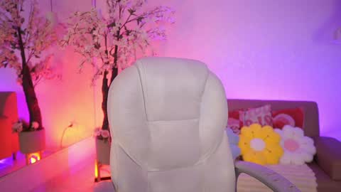 Snapshot of jadesummerr chatting on 04.04.26 Jade Summer online show from 04.04.26