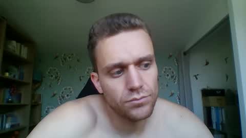 Snapshot of jaimelesexx13 chatting on 04.10.26 For my sk y p e ask online show from 04.10.26