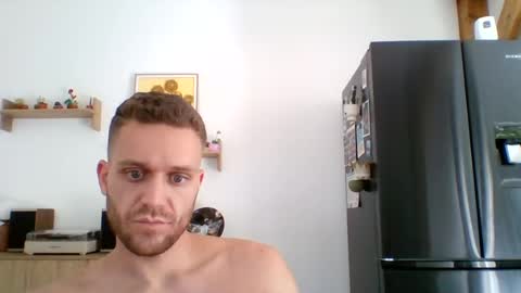 Snapshot of jaimelesexx13 chatting on 07.27.26 For my sk y p e ask online show from 07.27.26