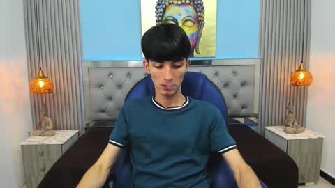 Snapshot of jake_evanss_ chatting on 09.15.25 JAKE online show from 09.15.25