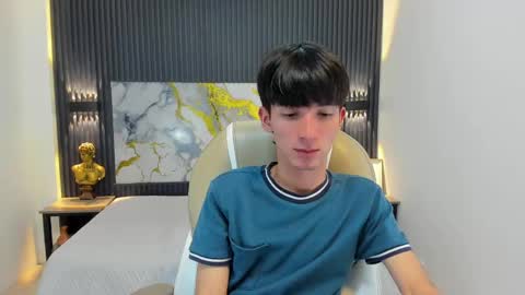 Snapshot of jake_evanss_ chatting on 10.03.25 JAKE online show from 10.03.25