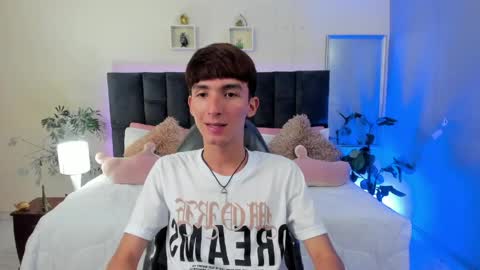 Snapshot of jake_evanss_ chatting on 05.25.26 JAKE online show from 05.25.26