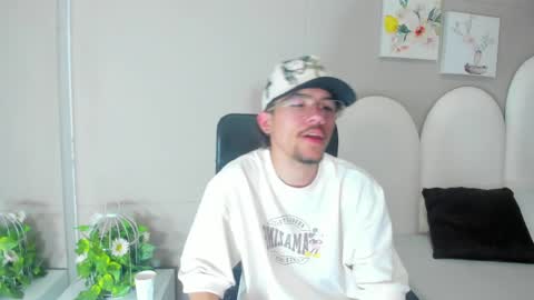 Snapshot of jake_miller__ chatting on 04.30.26 Jake online show from 04.30.26