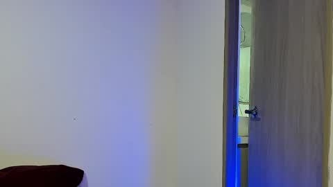 Snapshot of jakee_brown chatting on 02.06.25 Santiago online show from 02.06.25