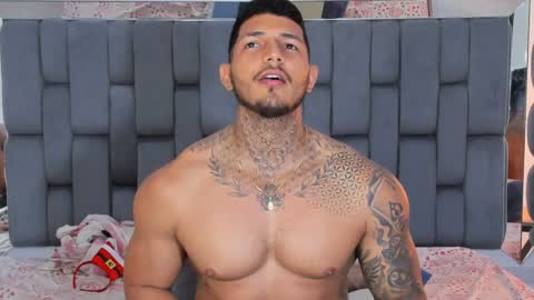 my name is sebas If you come here dont hesitate to say hello Im a guy who really likes having conversations and having hot online show from 12.06.24