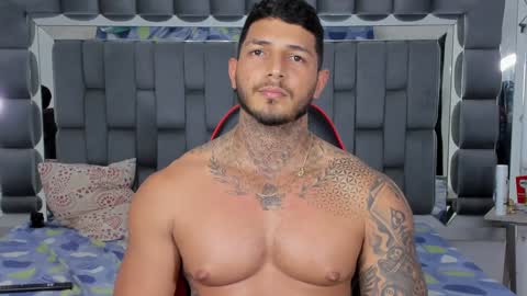 my name is sebas If you come here dont hesitate to say hello Im a guy who really likes having conversations and having hot online show from 01.20.25