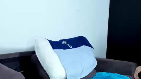 my name is sebas If you come here dont hesitate to say hello Im a guy who really likes having conversations and having hot online show from 09.11.25