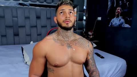 my name is sebas If you come here dont hesitate to say hello Im a guy who really likes having conversations and having hot online show from 02.05.26
