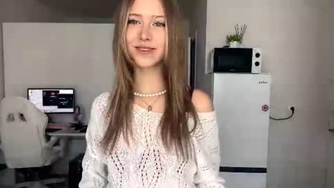 Zoe online show from 08.07.26