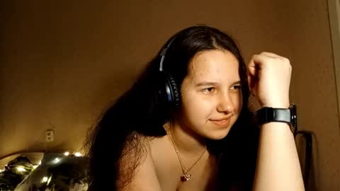 Lisa online show from 10.03.25