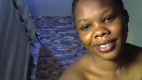 Snapshot of jalia12 chatting on 06.17.26 jalia12 online show from 06.17.26