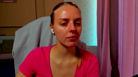 Sofia online show from 11.23.25