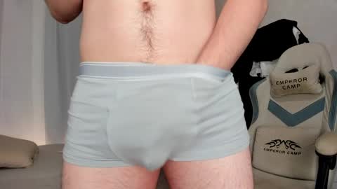 Snapshot of jame_flow chatting on 05.11.26 Hey there Im Jame online show from 05.11.26