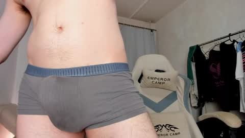 Snapshot of jame_flow chatting on 06.04.26 Hey there Im Jame online show from 06.04.26