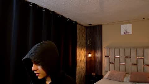 james_adamss_ online show from 02.19.26