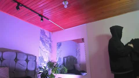 james_adamss_ online show from 02.27.26