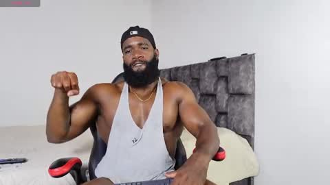 Snapshot of james_bbcmuscle chatting on 06.24.26 James BBC online show from 06.24.26