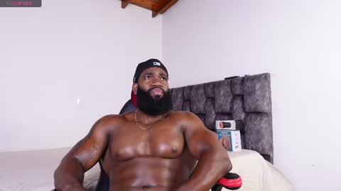 Snapshot of james_bbcmuscle chatting on 07.07.26 James BBC online show from 07.07.26