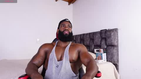 Snapshot of james_bbcmuscle chatting on 07.15.26 James BBC online show from 07.15.26