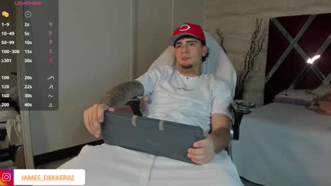 jamesdekker online show from 10.01.25